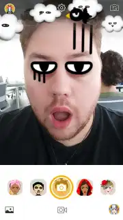 YouCam Fun скриншот 2